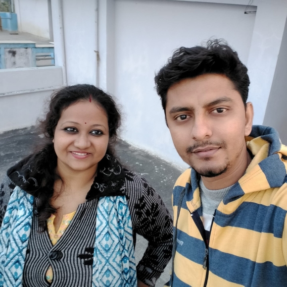 Poshmark profile picture for @sayani